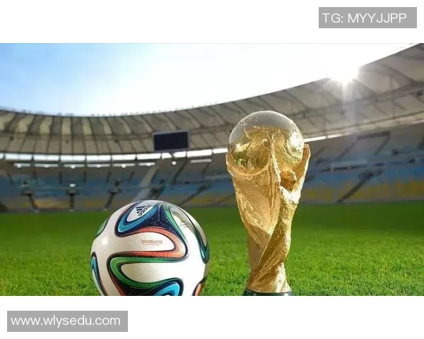 《探索全球顶级足球球星数据分析与实力对比排名》